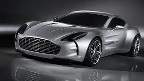 周冬雨感情历程揭秘，曾志伟发言引发争议？